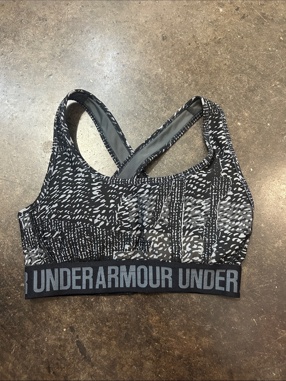 Under Armour Black & Gray Patterned Racerback Sports Bra